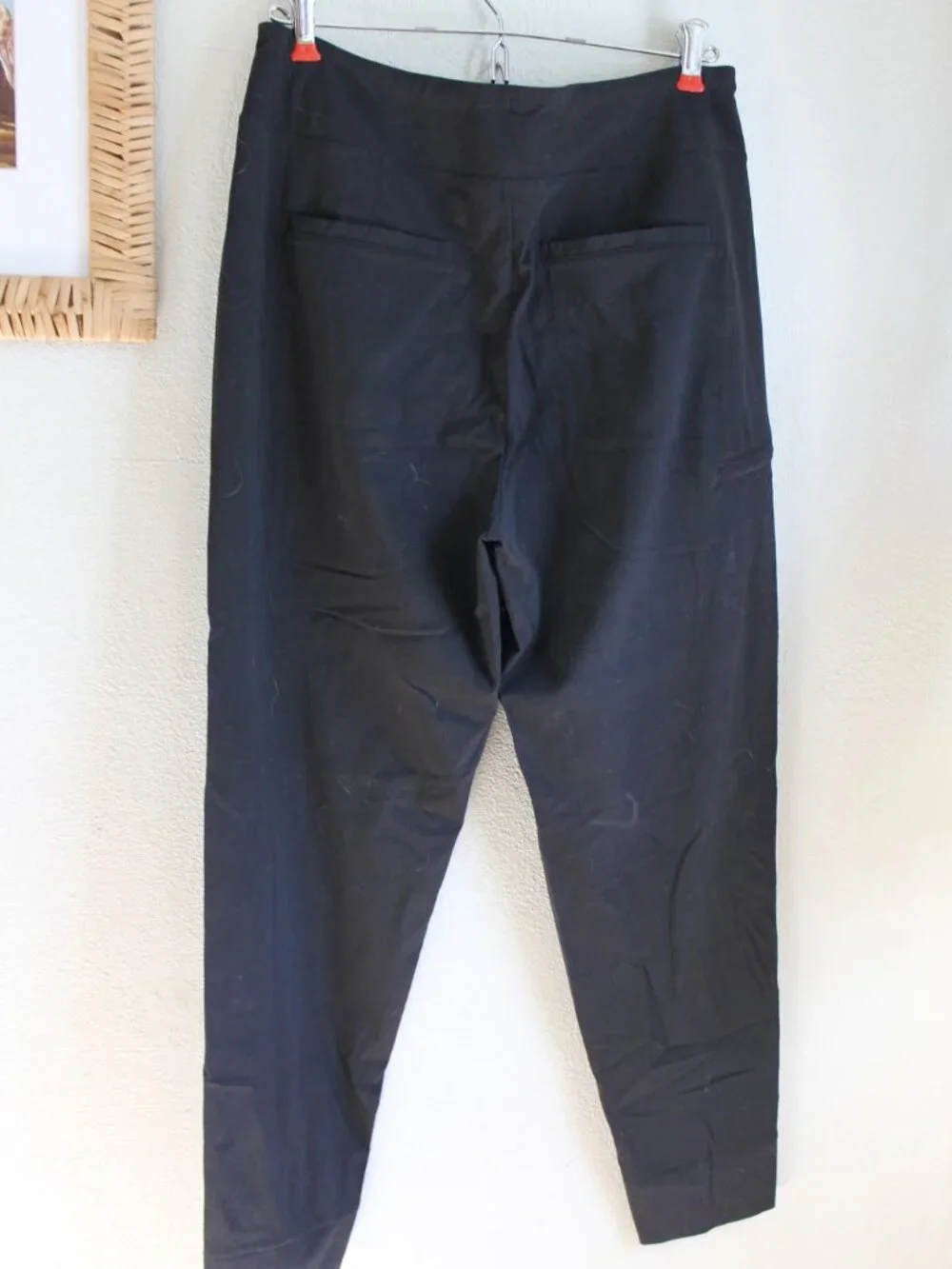 Athleta cropped pants - 6 - Picture 2 of 8
